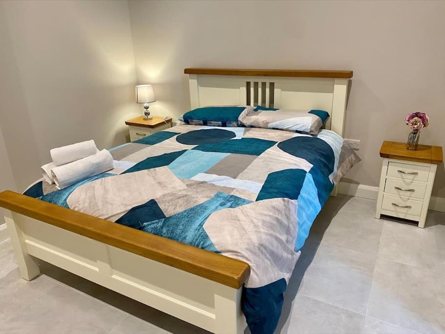 Erne Getaway No.8 Brand New 1 Bed Apartment Enniskillen Exterior photo