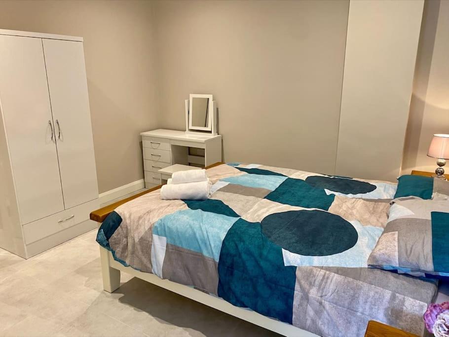 Erne Getaway No.8 Brand New 1 Bed Apartment Enniskillen Exterior photo